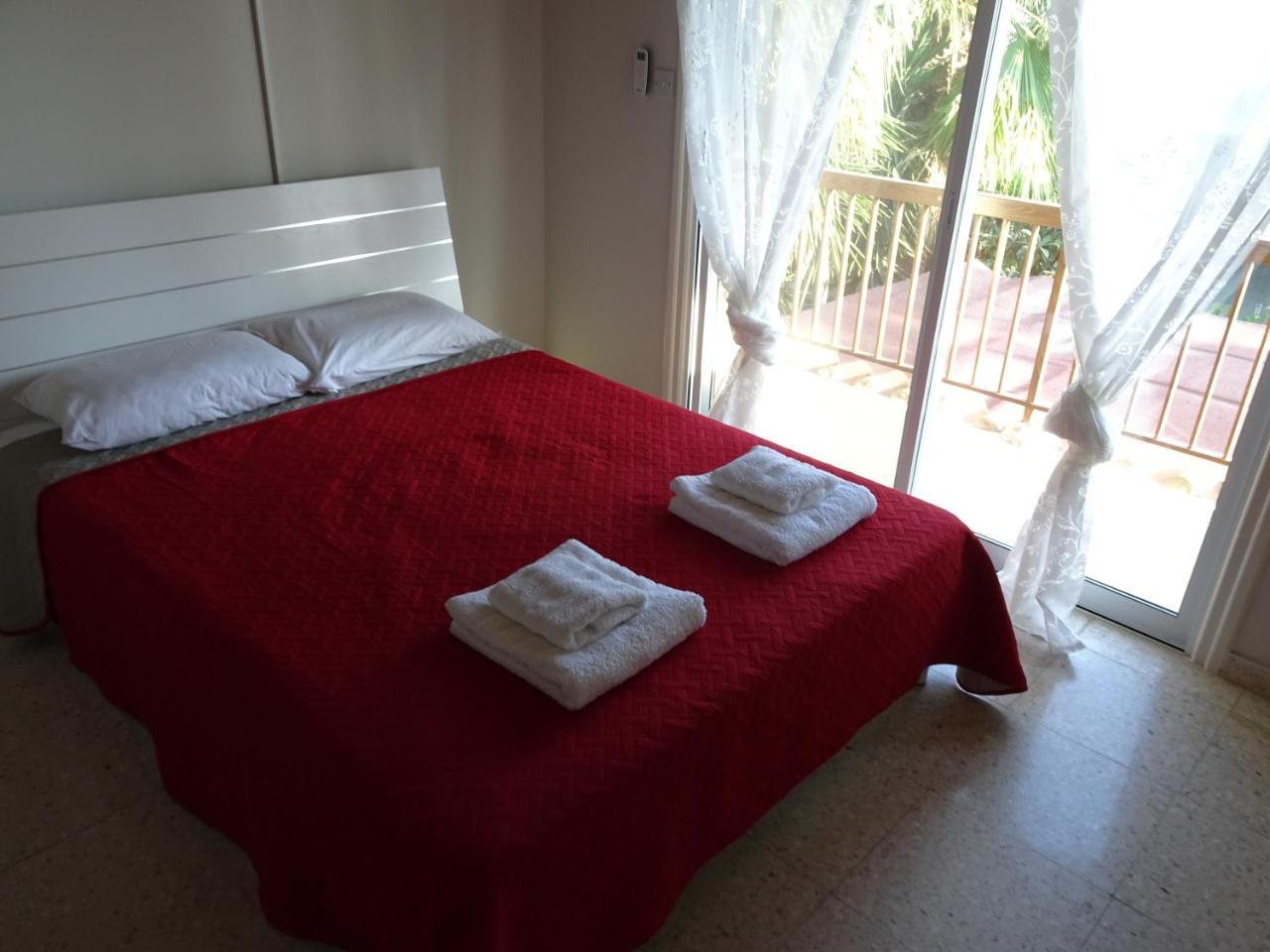 ペルボニア Maria Petros Beach Housesヴィラ エクステリア 写真